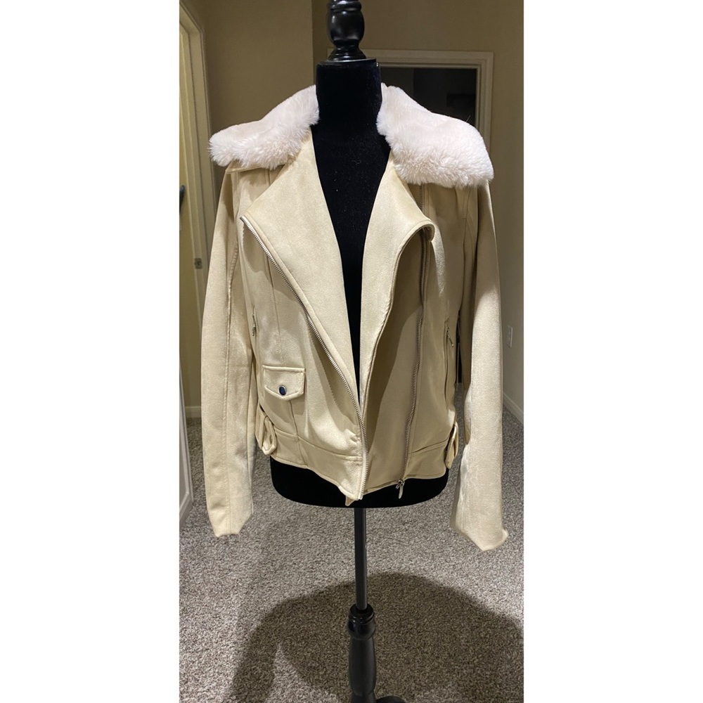 Jacket - Picture 2 of 4